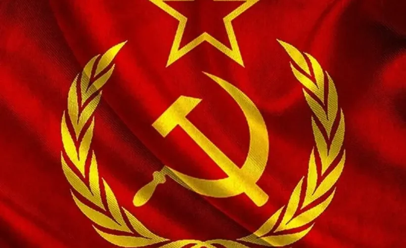 ارتش سرخ نیرومندترین است - the red army is the strongest
