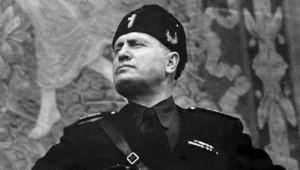 ویدیو-سخنرانی اعلام جنگ بنیتو موسولینی به فرانسه و بریتانیا (1940)